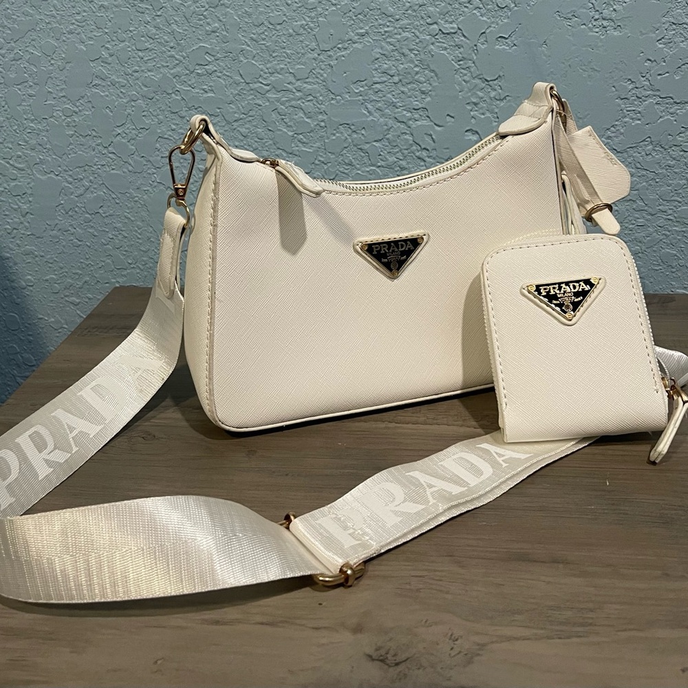 Luxury White  Shoulder Bag Set
